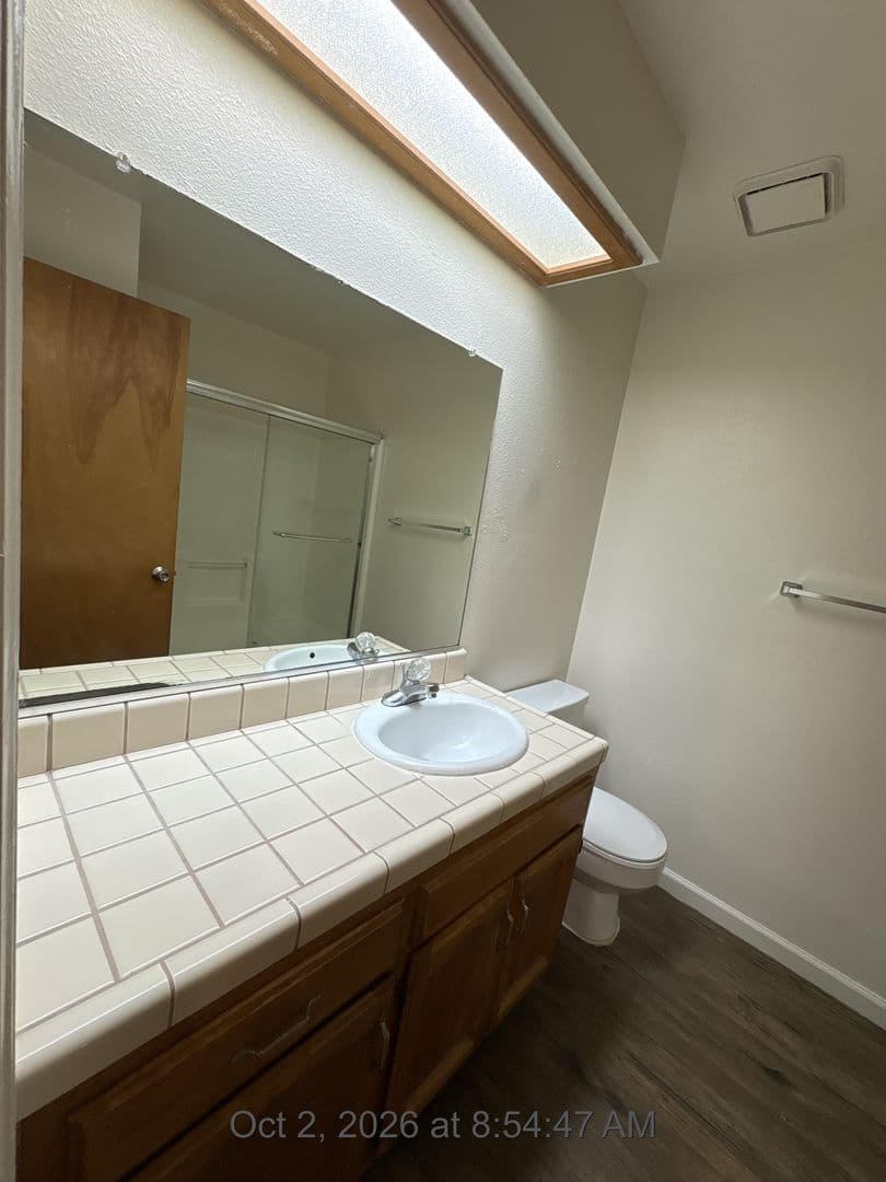 Visalia Apartment: 1324-1330 South Rossmoor