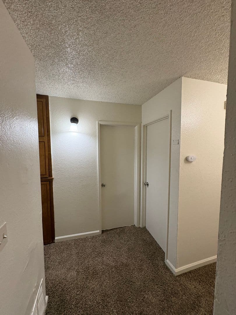 Visalia House: 244 East Prospect Avenue