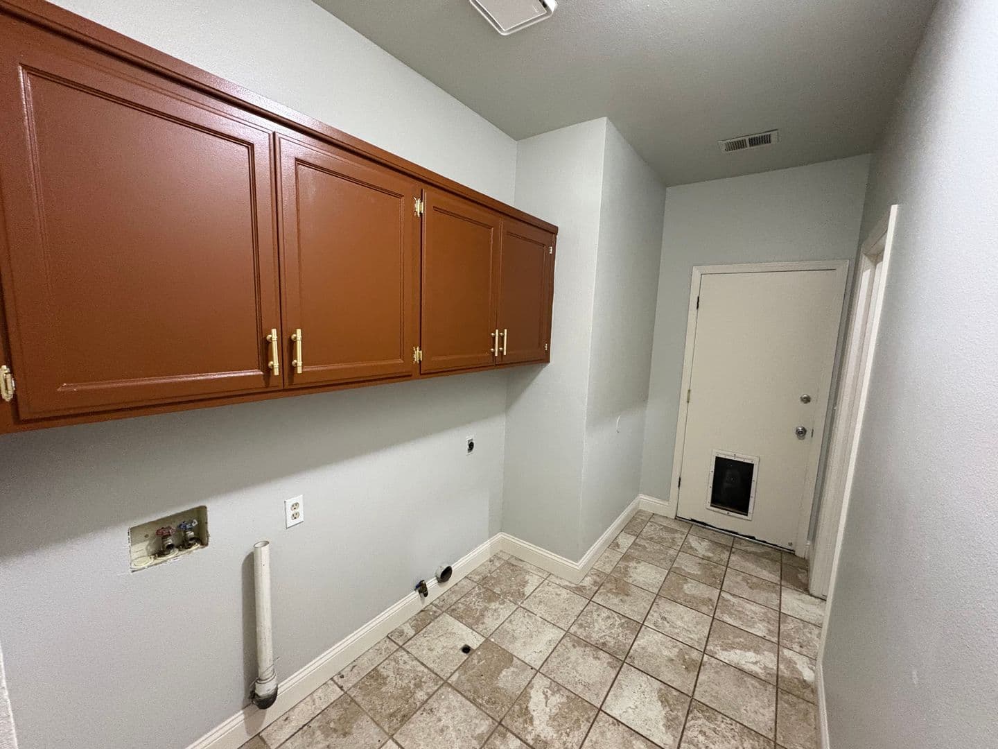 Hanford House: 540 West Birch Ct