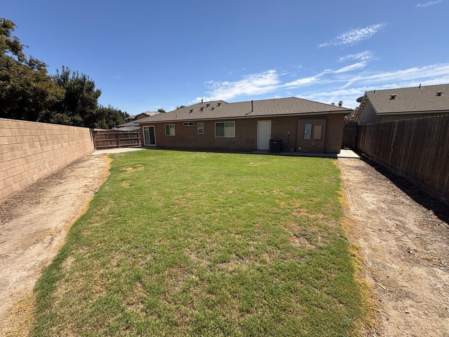 Tulare House: 2314 Cape Canyon Avenue