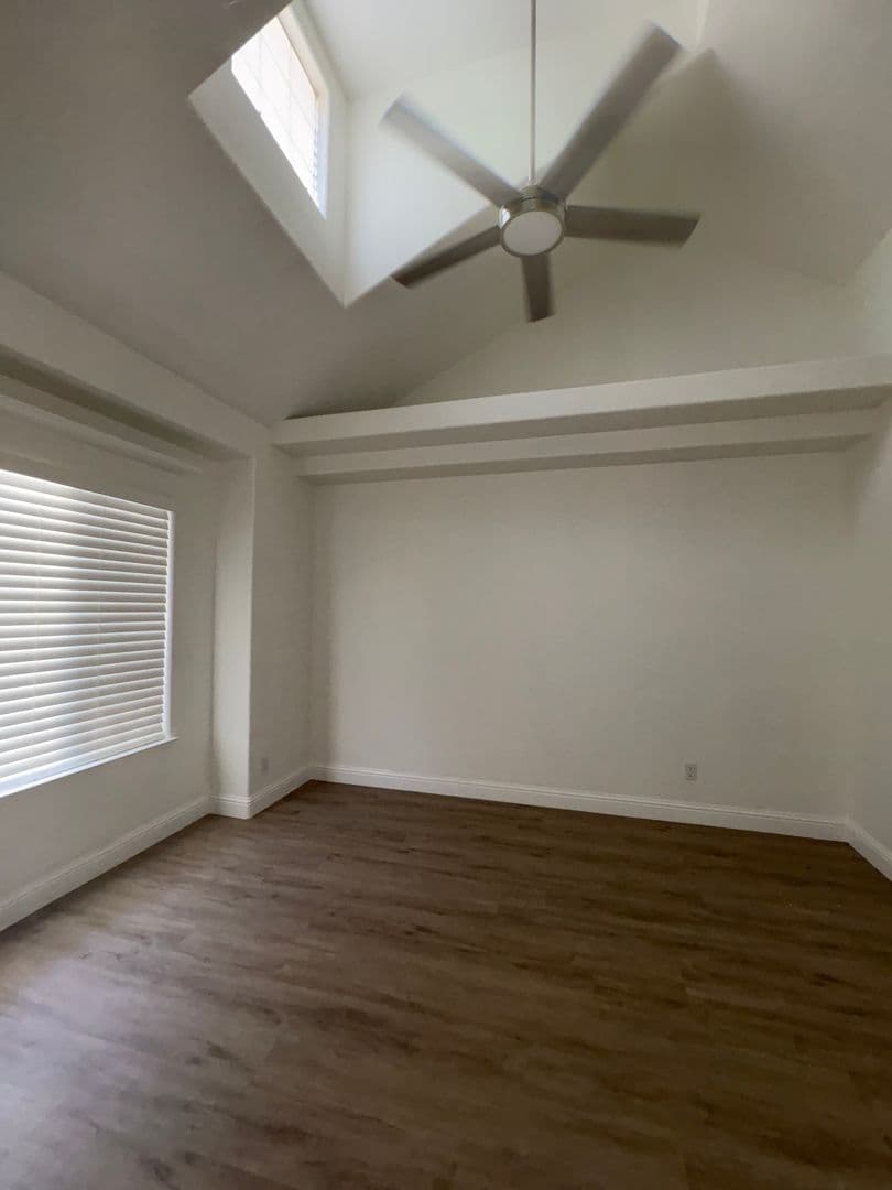 Clovis House: 3227 Jasmine Ave
