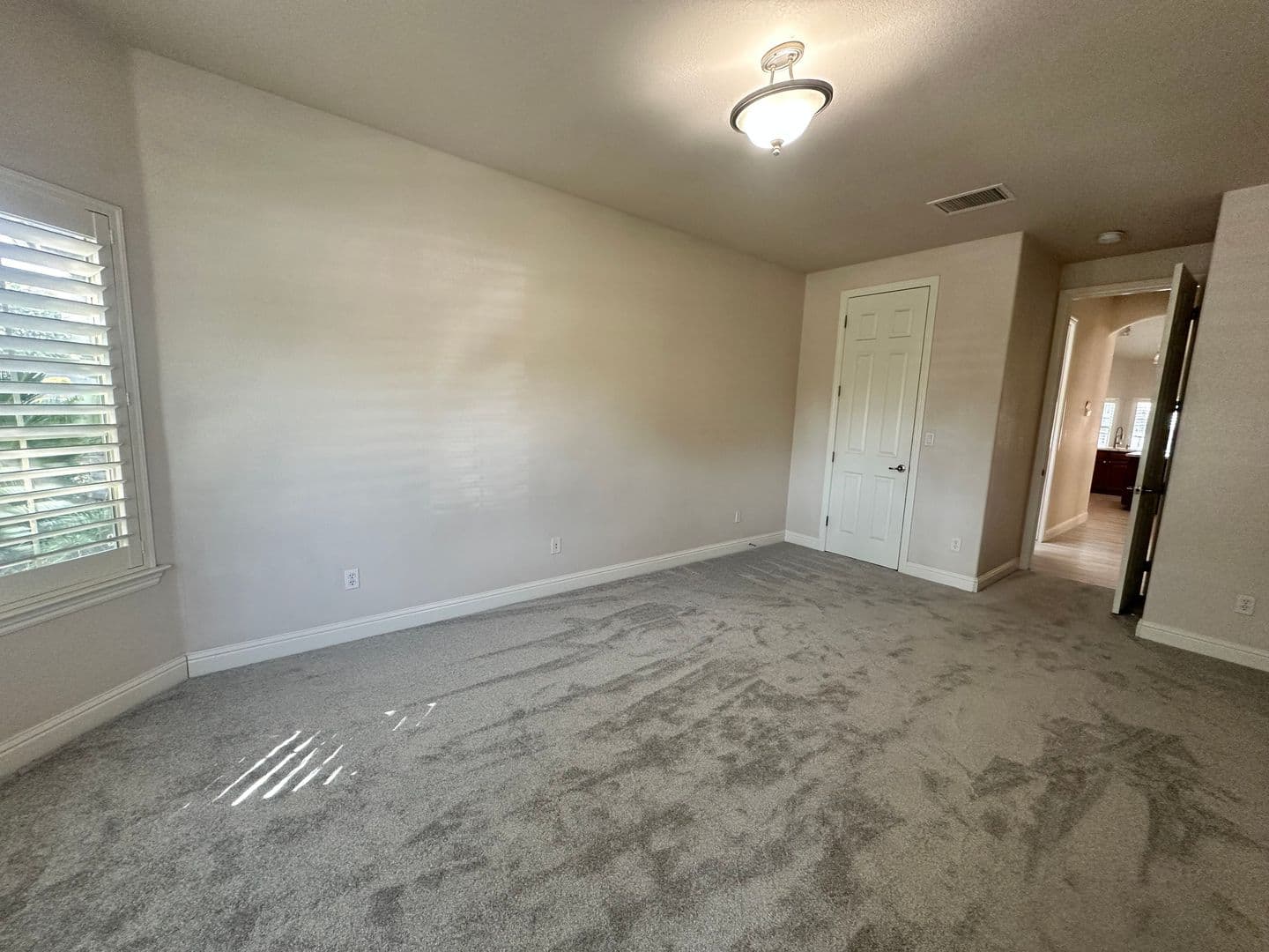 Visalia House: 239 North Preston St