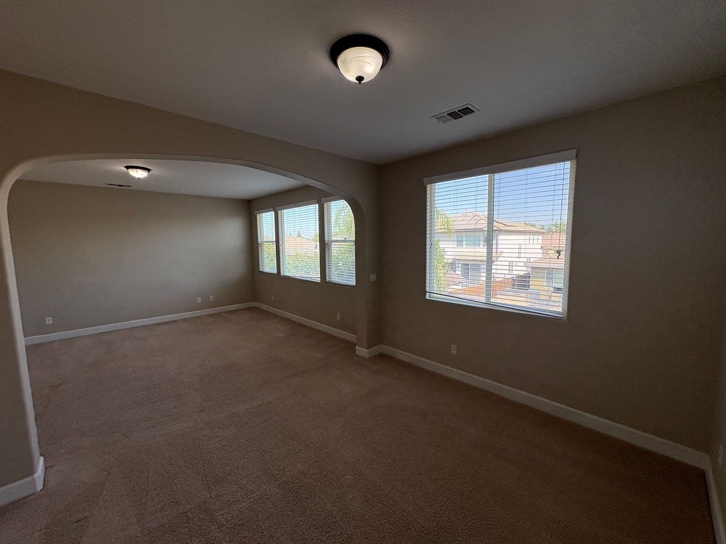 Visalia House: 3116 W Buena Vista