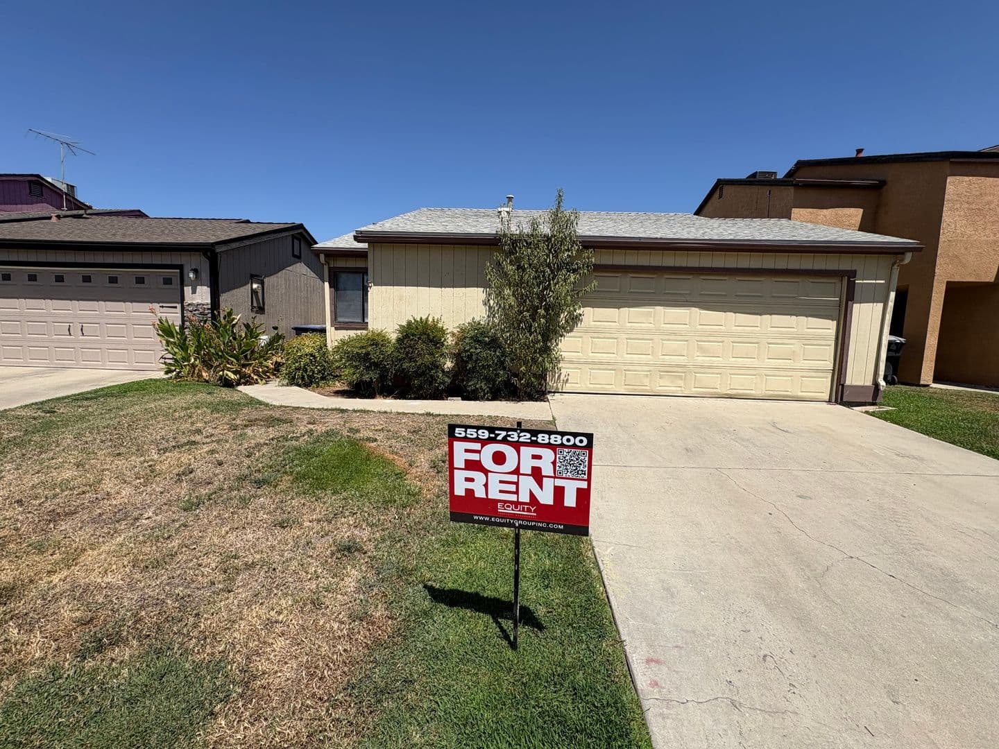 Visalia House: 244 East Prospect Avenue