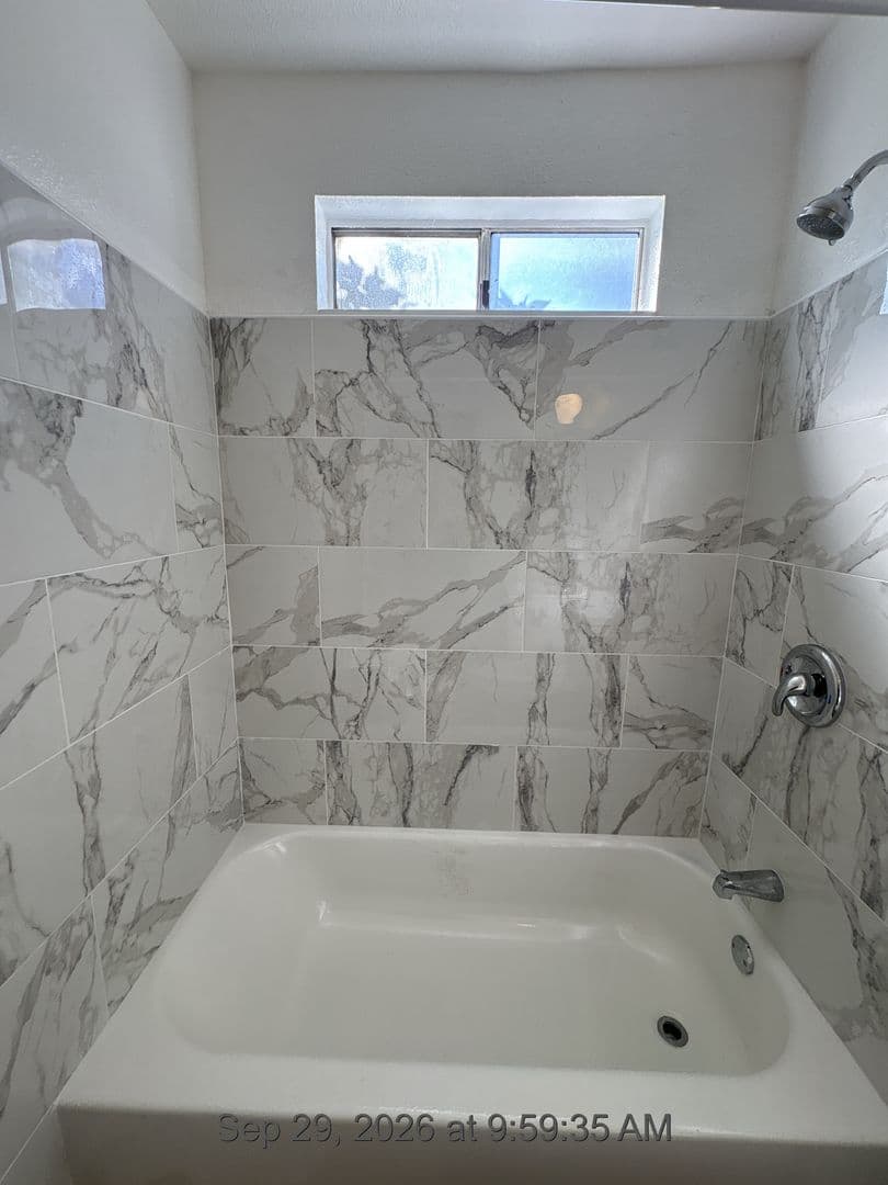 Exeter Apartment: 320 North E Street