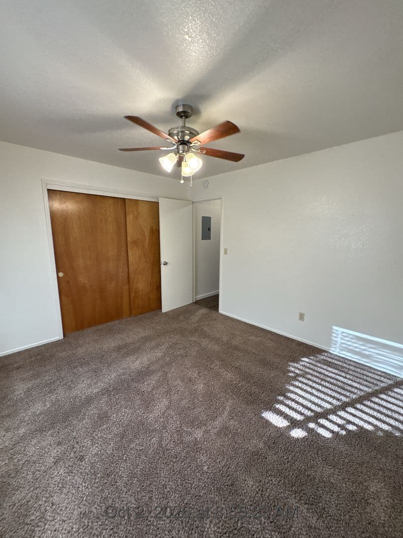 Visalia Apartment: 1324-1330 South Rossmoor