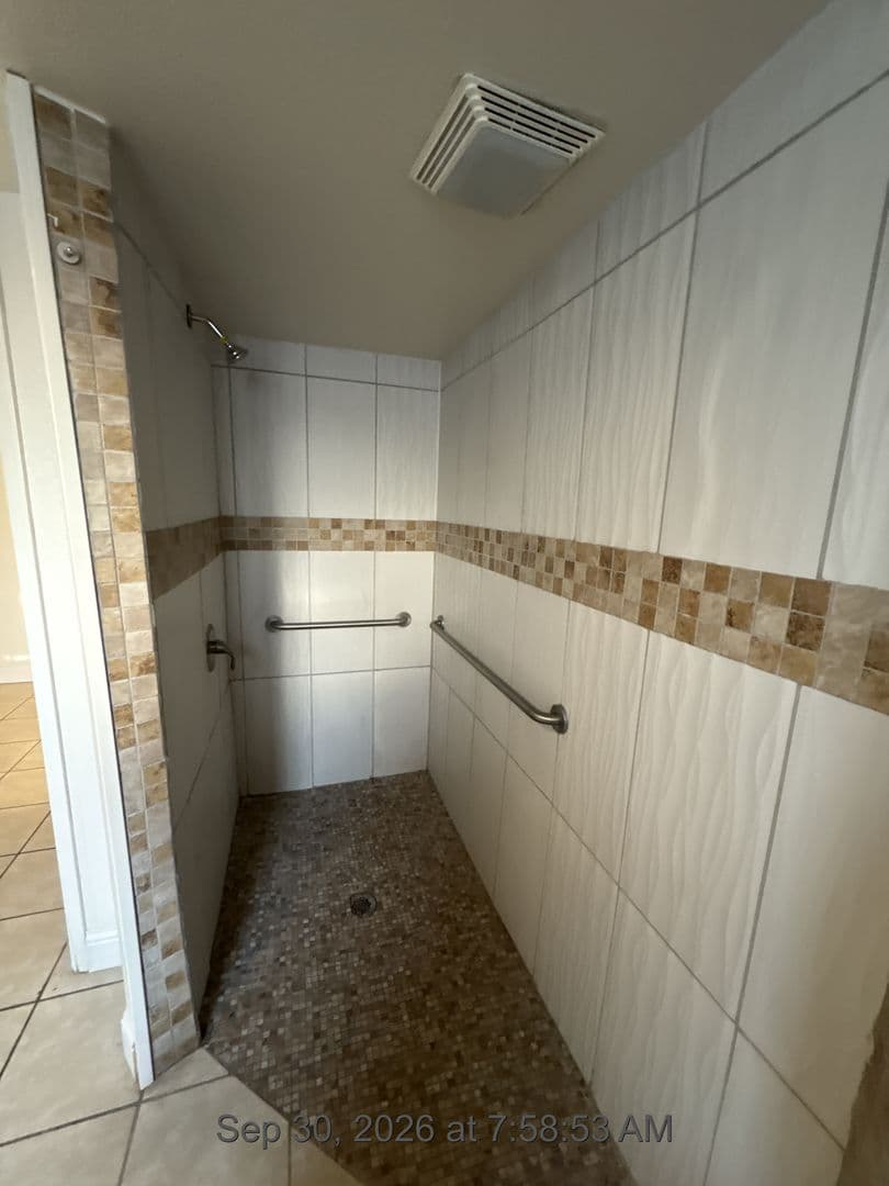 Visalia Apartment: 32606 Road 124