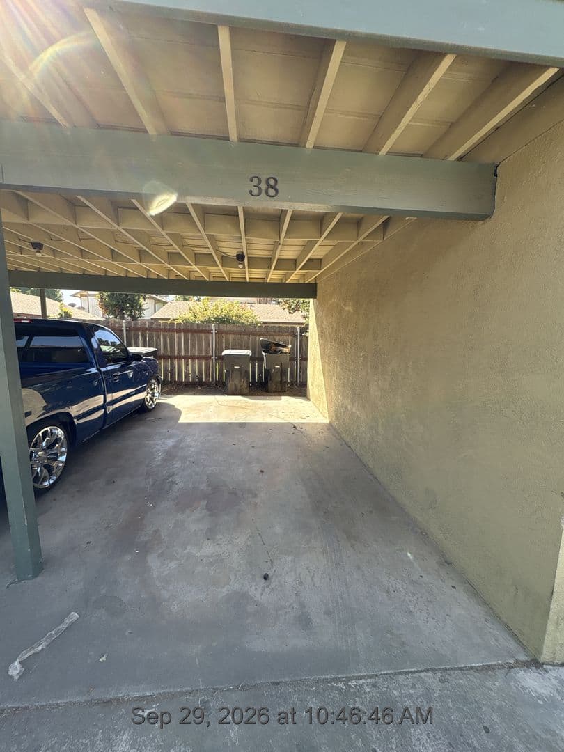 Visalia Apartment: 2034-2038 South Tracy Court
