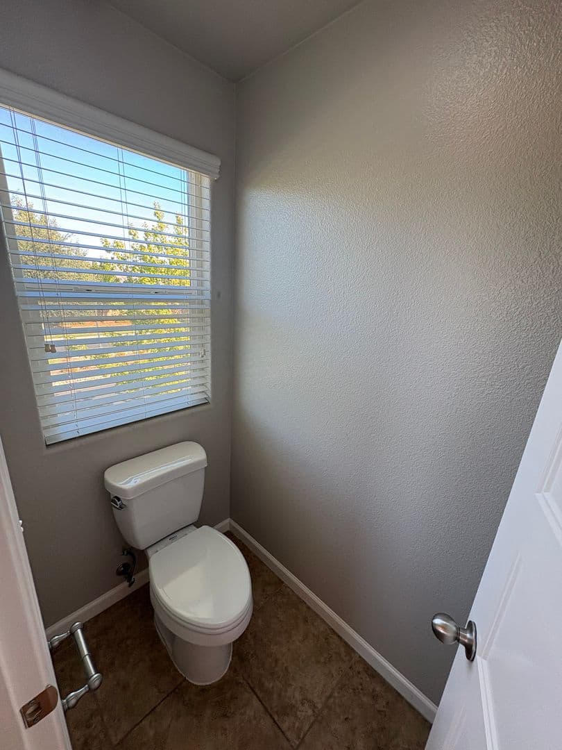 Clovis House: 3461 Alcove Way