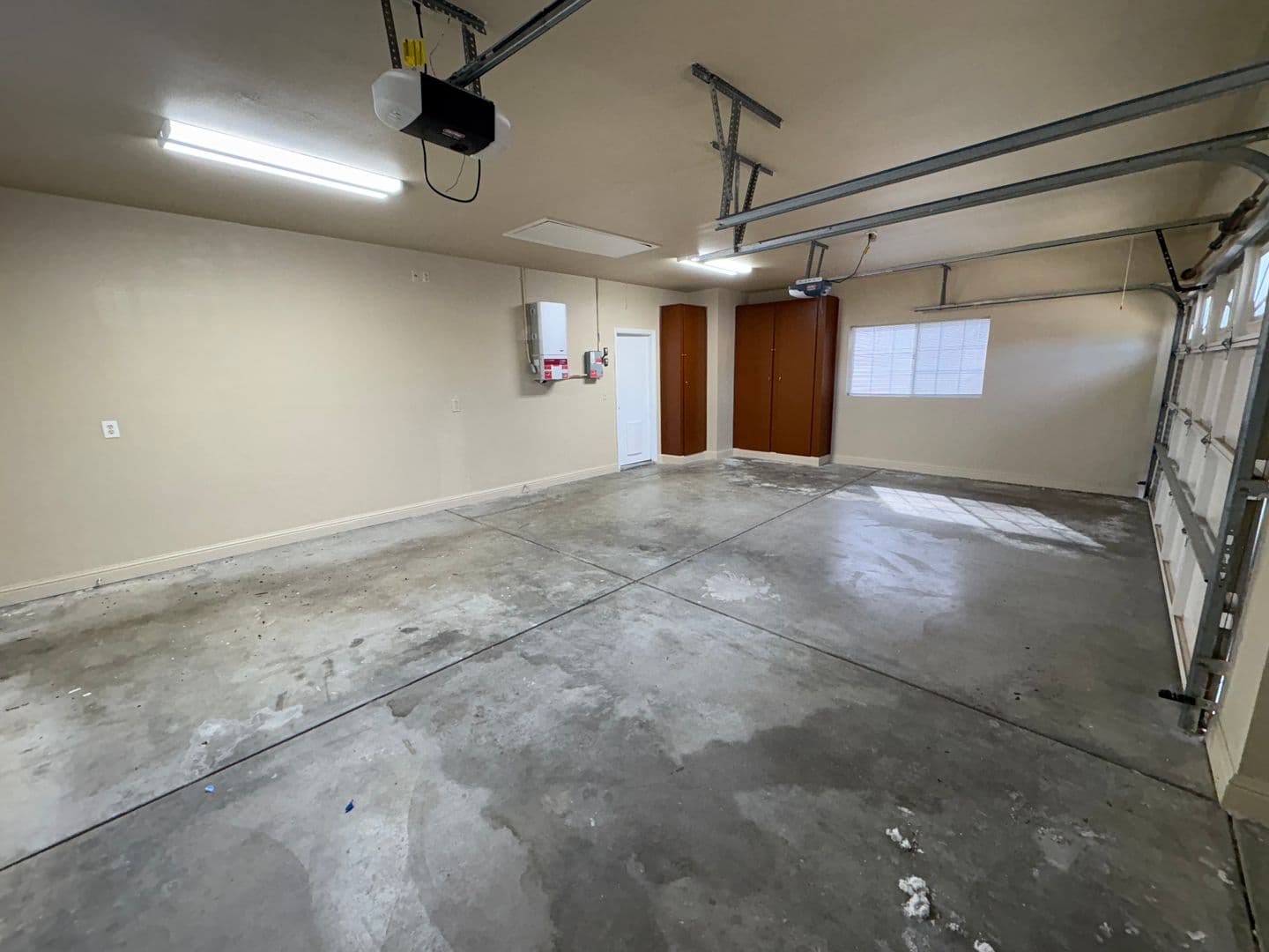 Hanford House: 540 West Birch Ct
