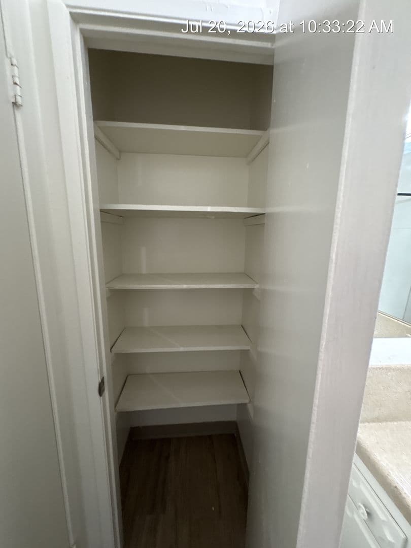 Visalia Apartment: 1418 S Crowe St