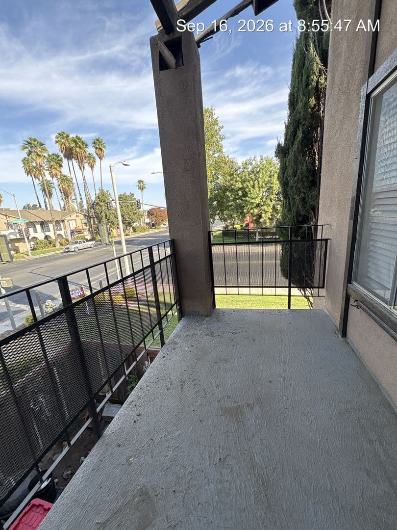 Visalia Apartment: 3549 W Campus Ave -8