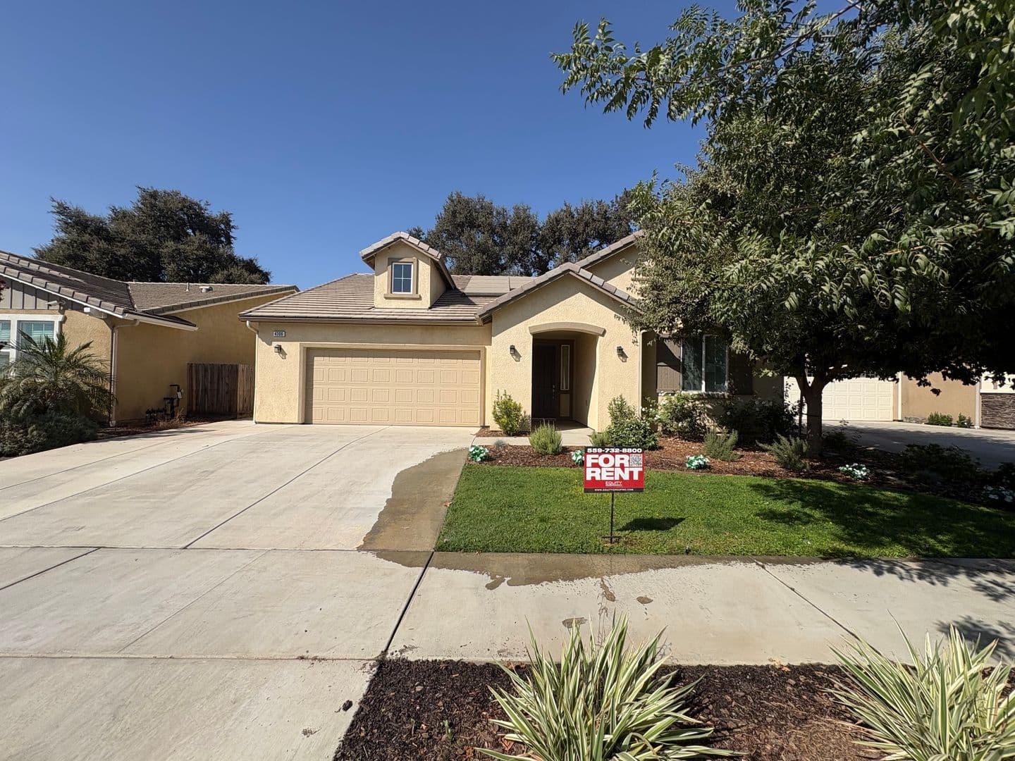 Visalia House: 4306 West Lark Ave