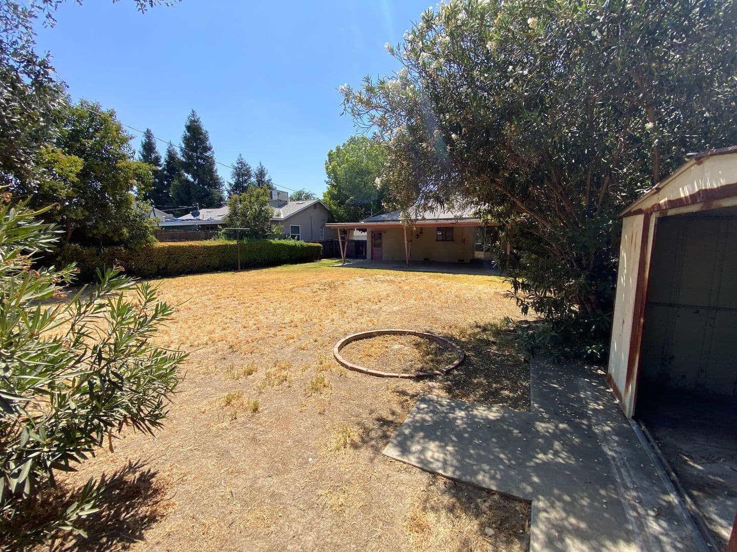 Visalia House: 1220 S Church Street