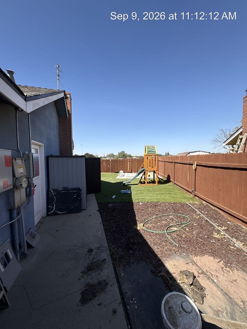 Hanford House: 1105 Freddie  Circle