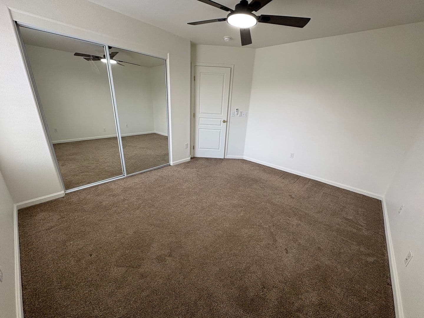 Visalia House: 5928 West Whitley Ave