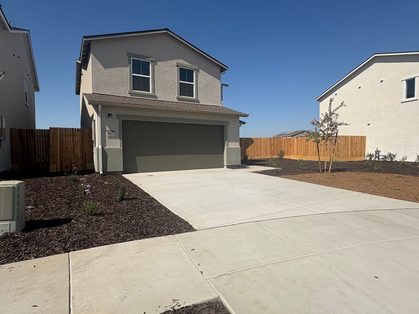 Visalia House: 4007 North Sallee Ct