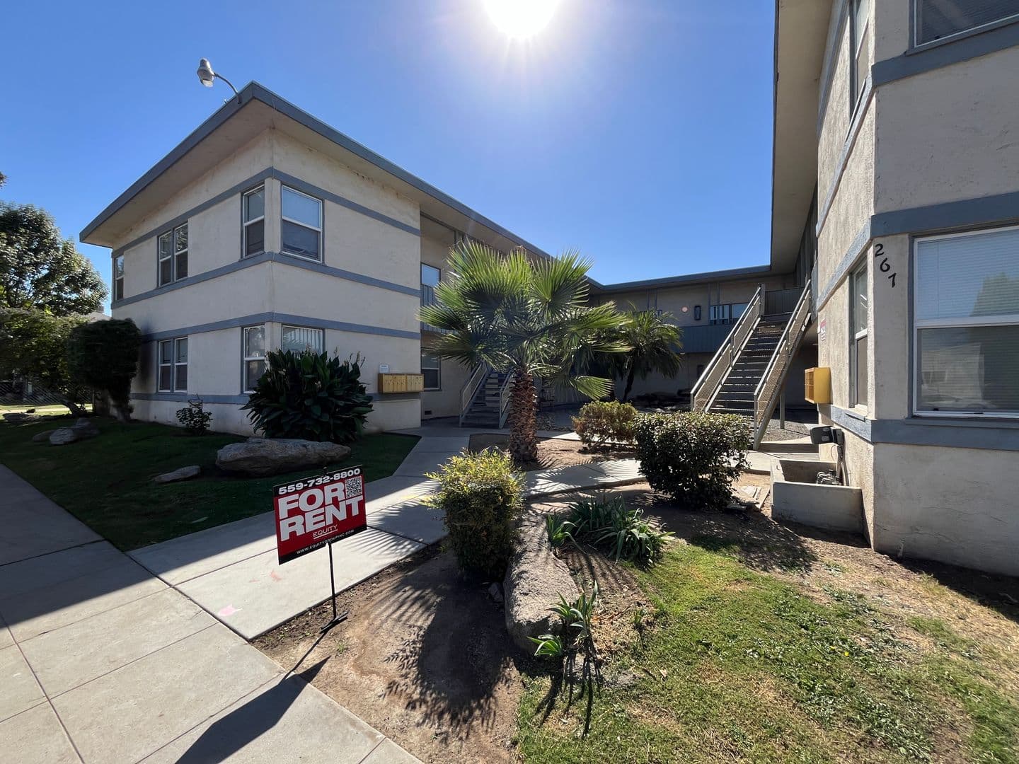 Porterville Apartment: 267 W Belleview Ave