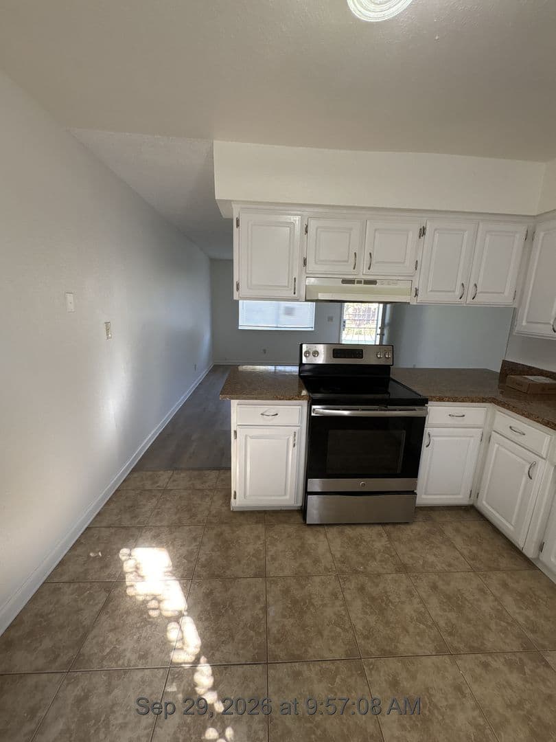 Exeter Apartment: 320 North E Street