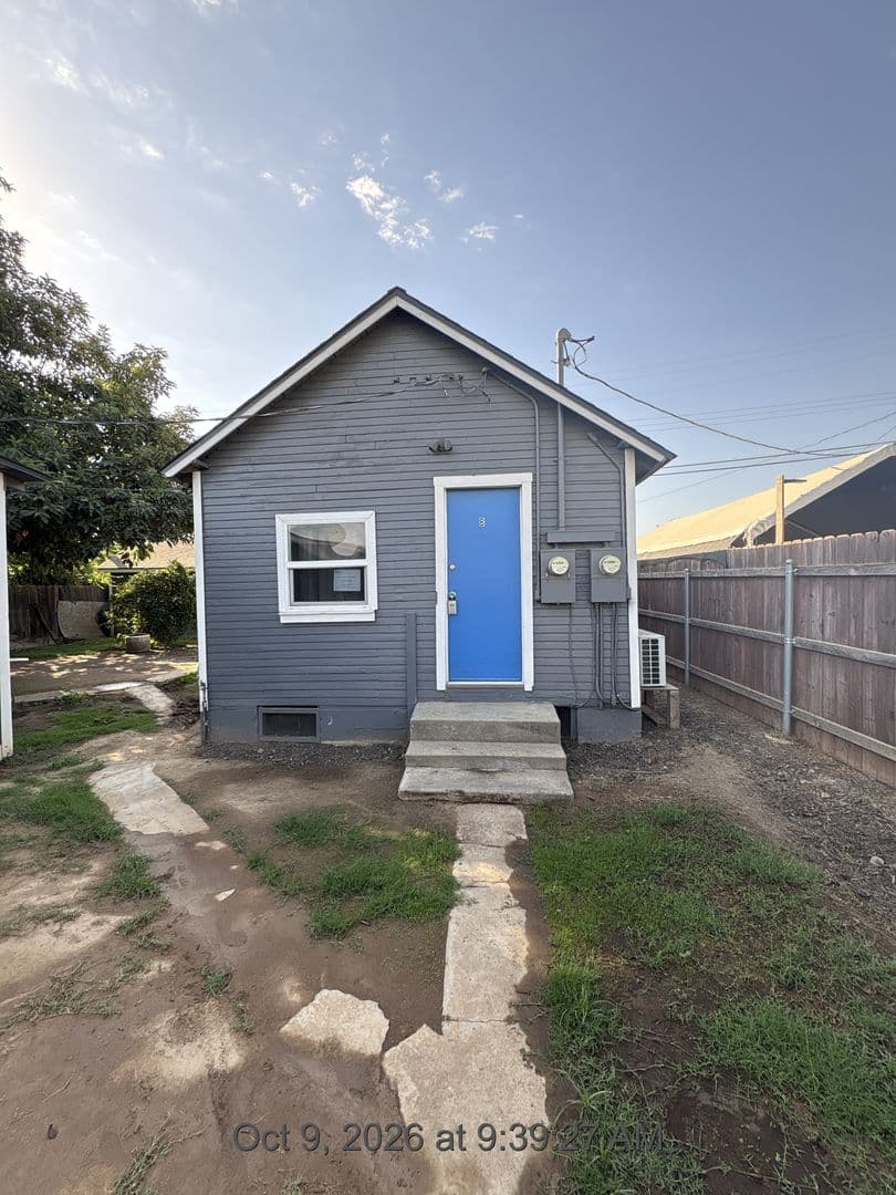 Reedley Apartment: 837 Evening Glow  Ave