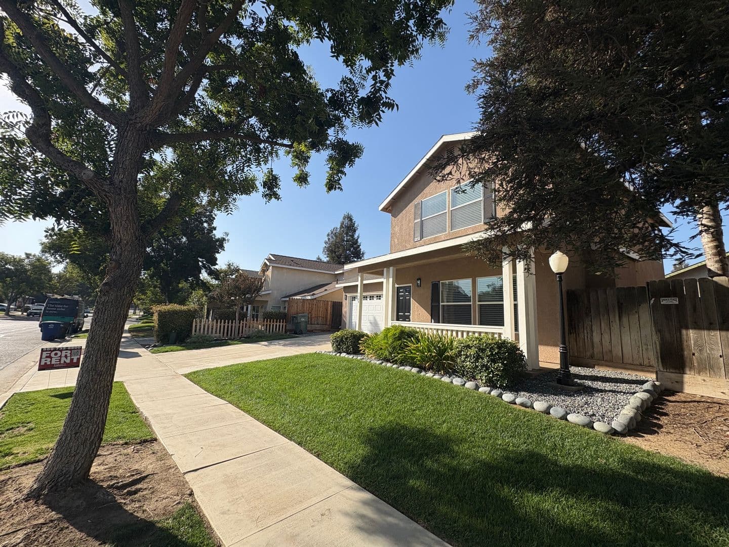 Exeter House: 1155 Meadow Ave