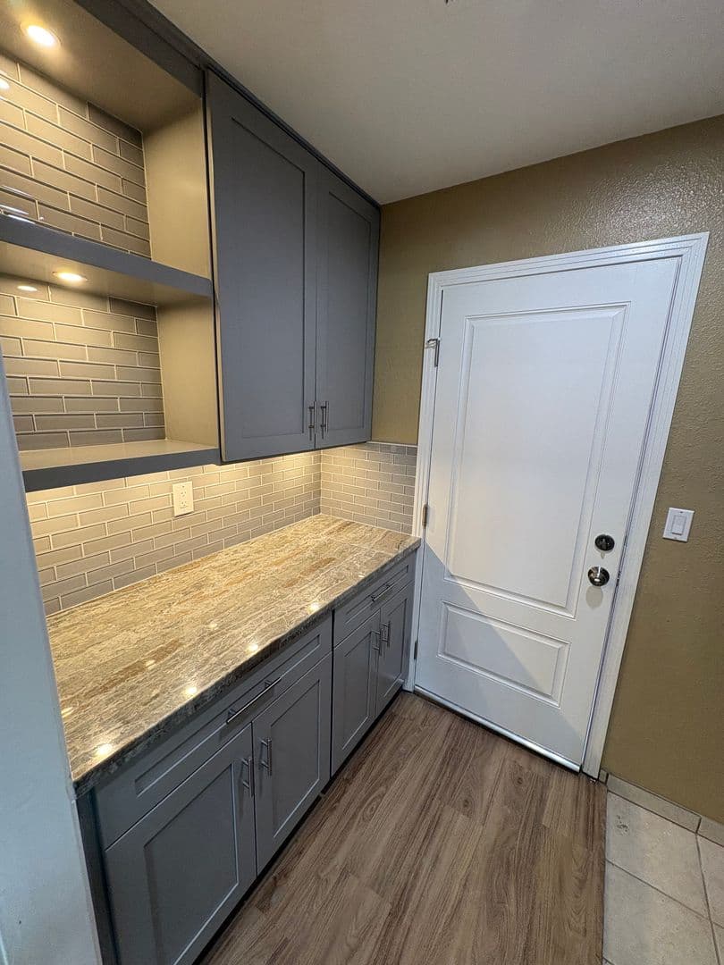 Visalia House: 2322 East Vassar Dr