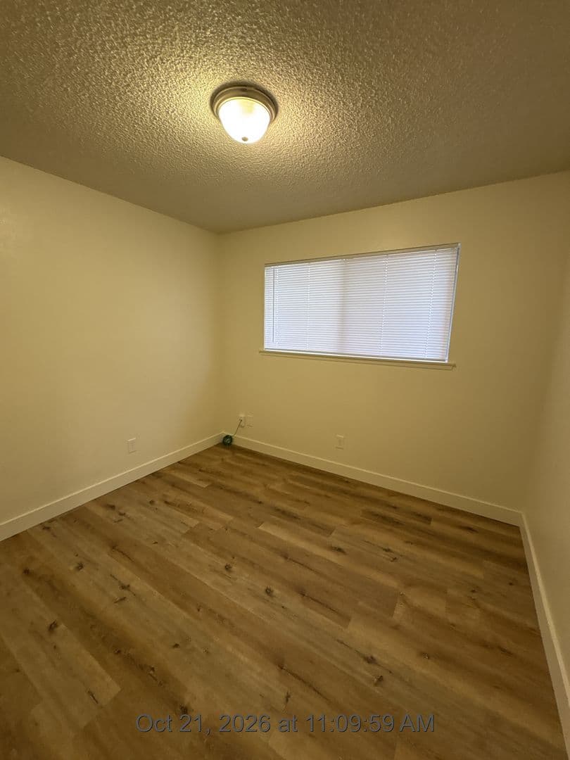 Visalia Apartment: 2015-2019 E. Walnut Ave