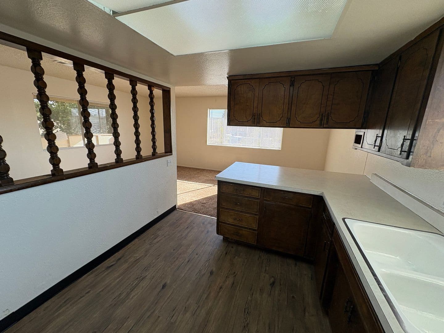 Visalia Apartment: 2416-22 South Sallee Street