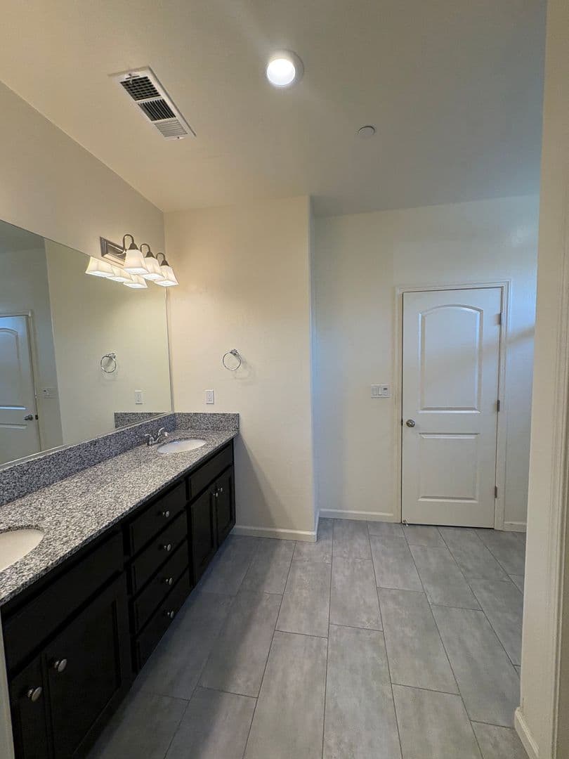 Tulare House: 3272 Manchester St