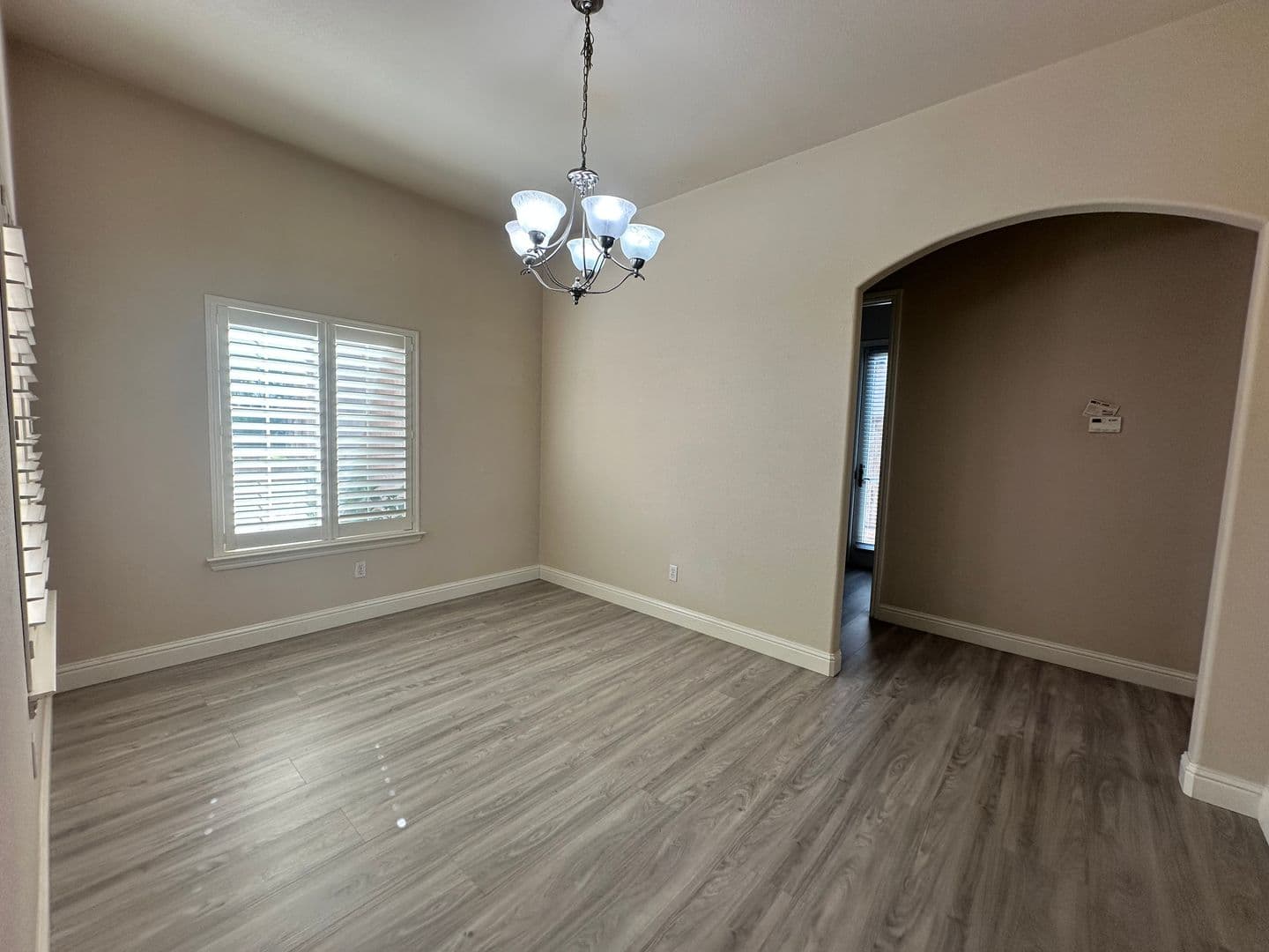 Visalia House: 239 North Preston St