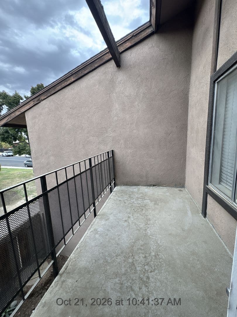 Visalia Apartment: 3521 W Campus Ave -5