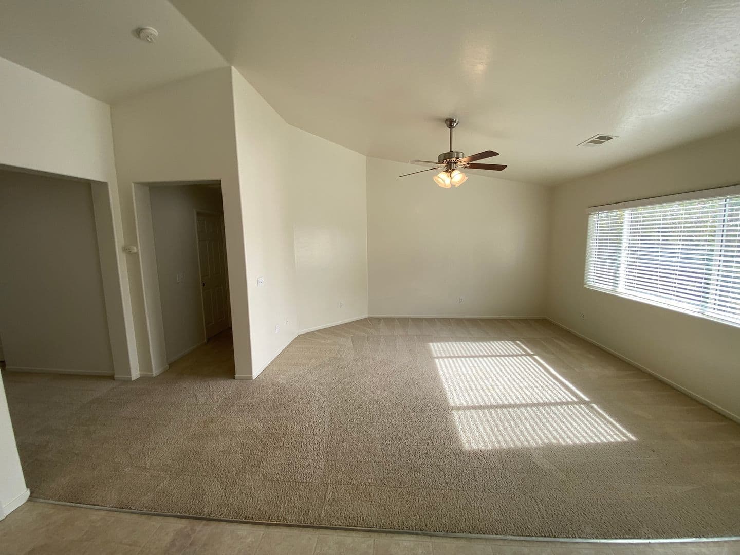 Visalia House: 1025 West Reese Ct