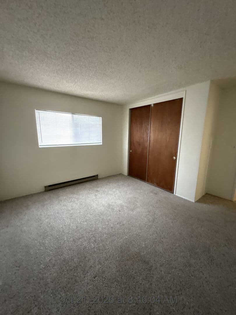 Hanford Apartment: 530-580 S. Richmond Ave