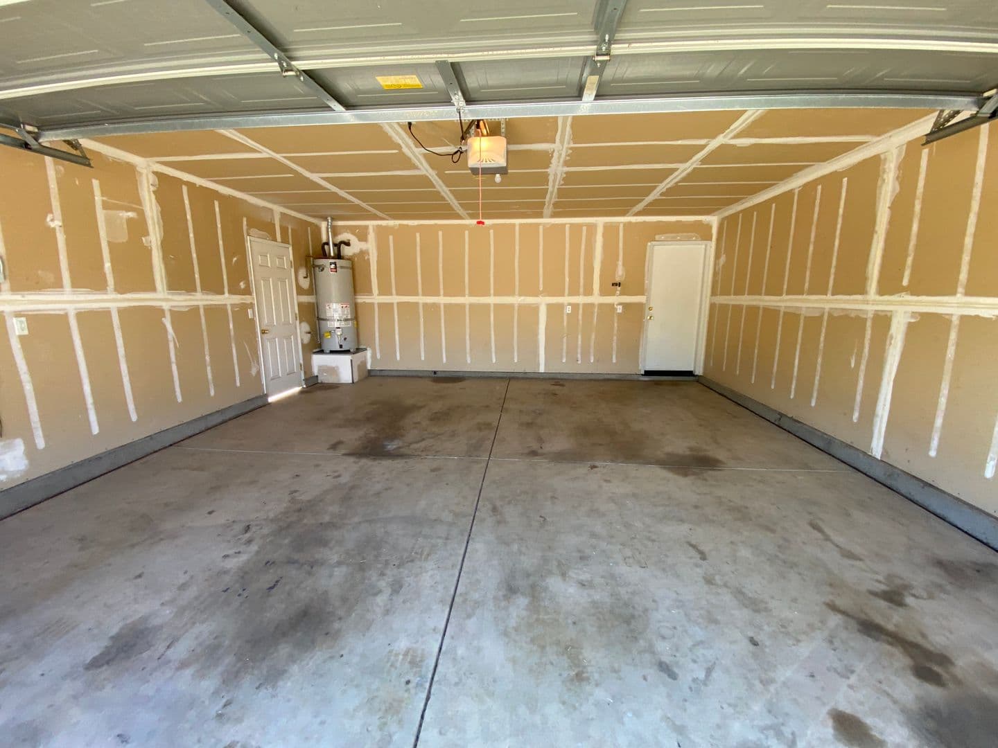 Visalia House: 3848 East Oak Avenue