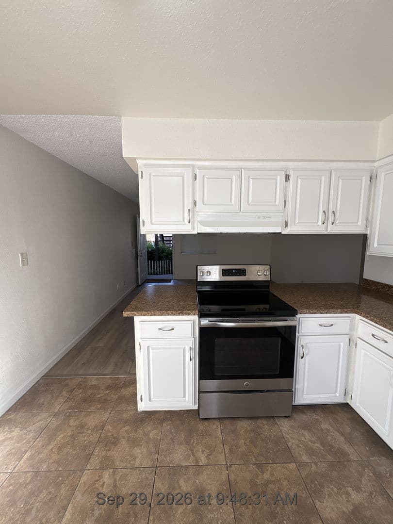 Exeter Apartment: 320 North E Street