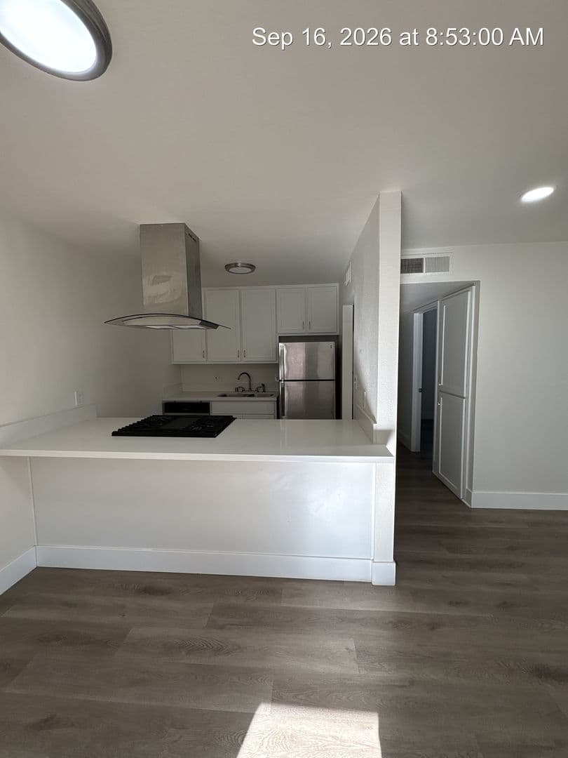 Visalia Apartment: 3549 W Campus Ave -8