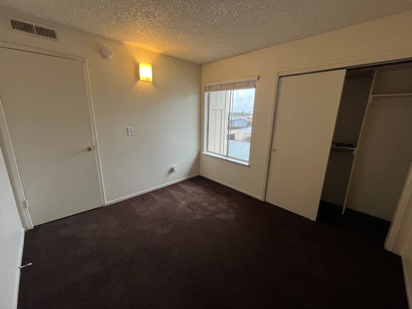 Porterville Apartment: 1704 W Olive Ave