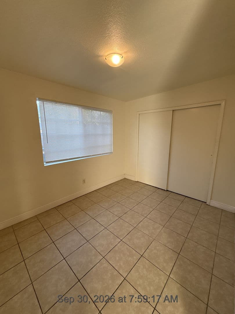 Visalia Apartment: 32606 Road 124