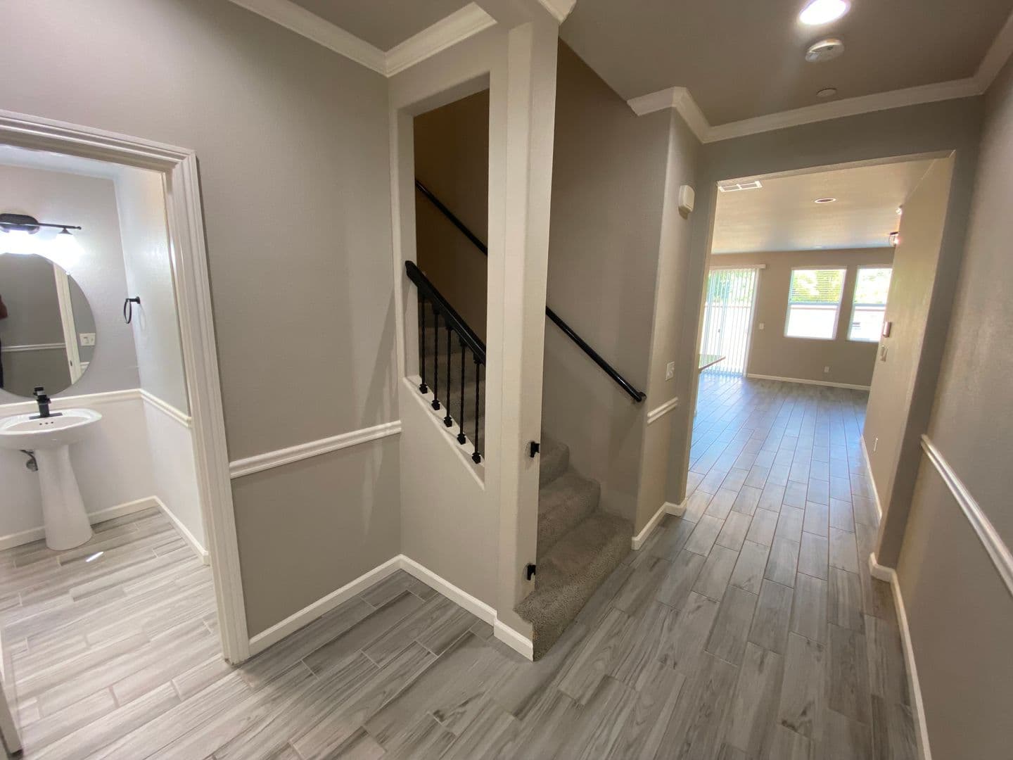 Clovis House: 3461 Alcove Way