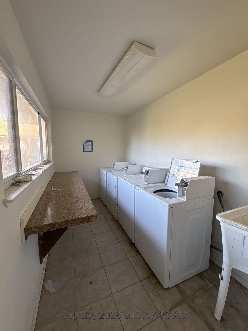 Exeter Apartment: 320 North E Street