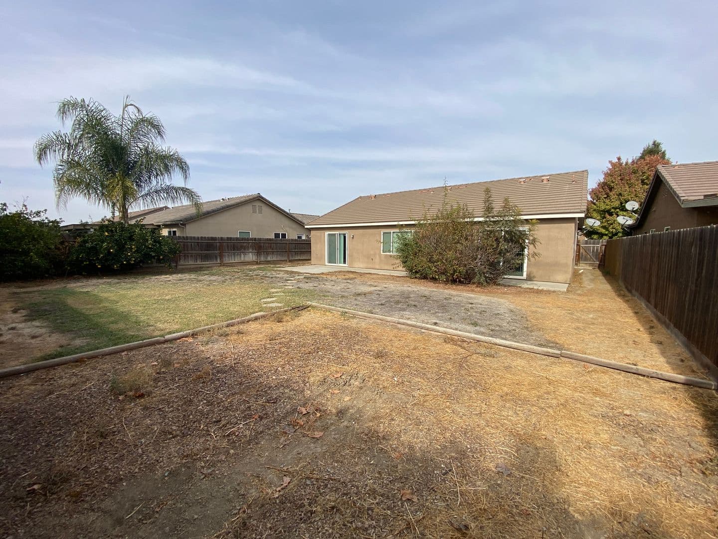 Visalia House: 1025 West Reese Ct