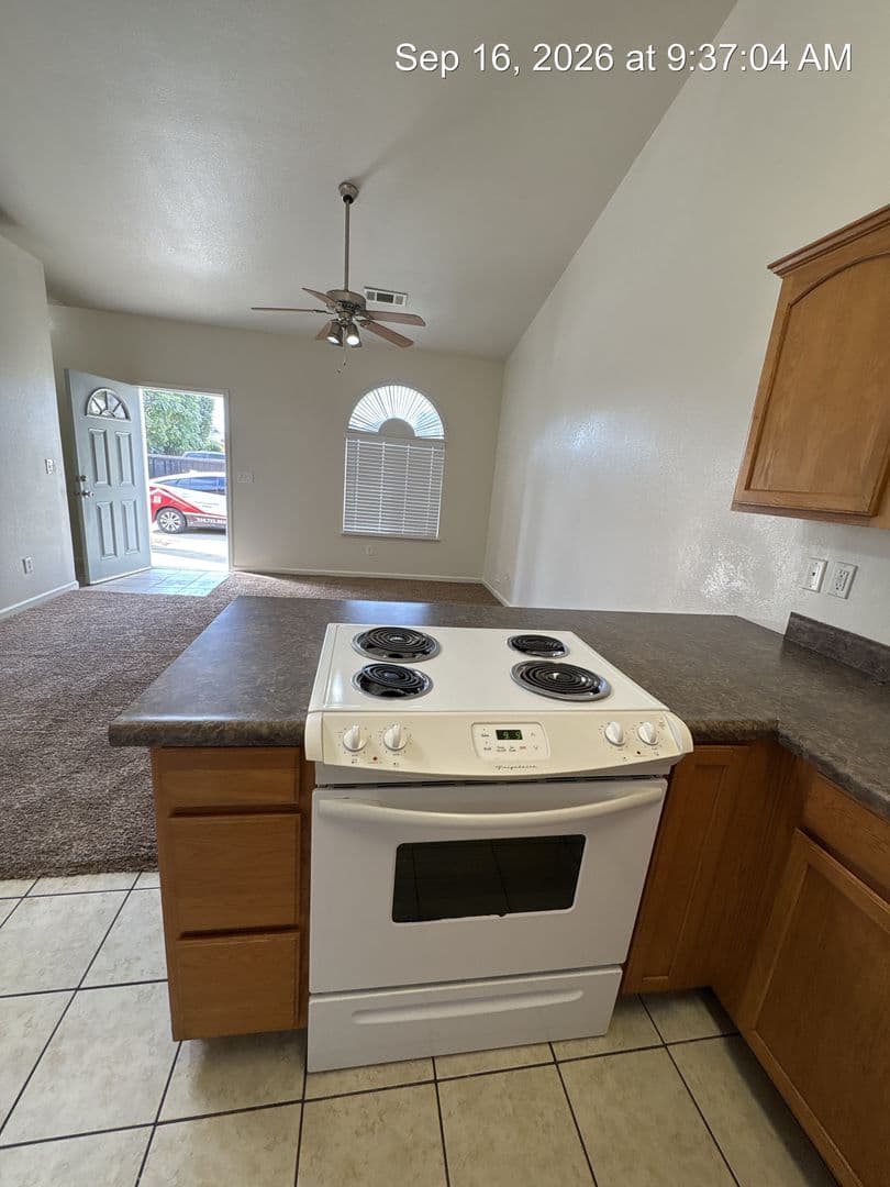 Visalia Apartment: 1311-1323 South Crowe Street