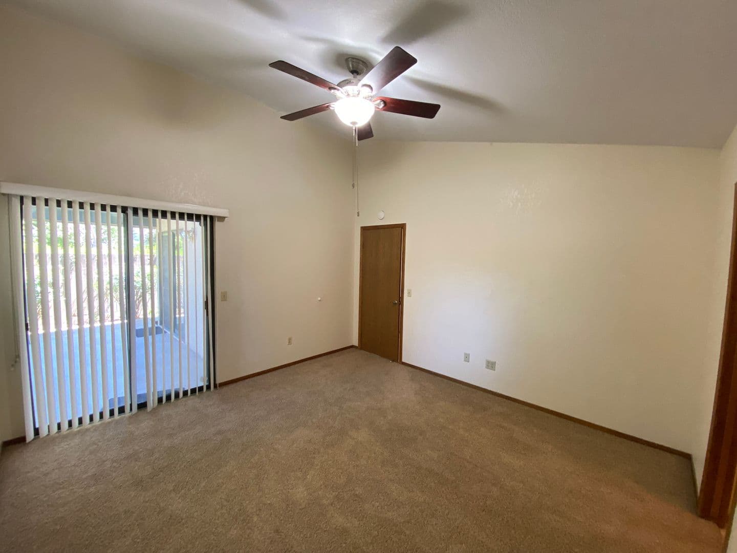 Visalia House: 1348 East Ferguson Court