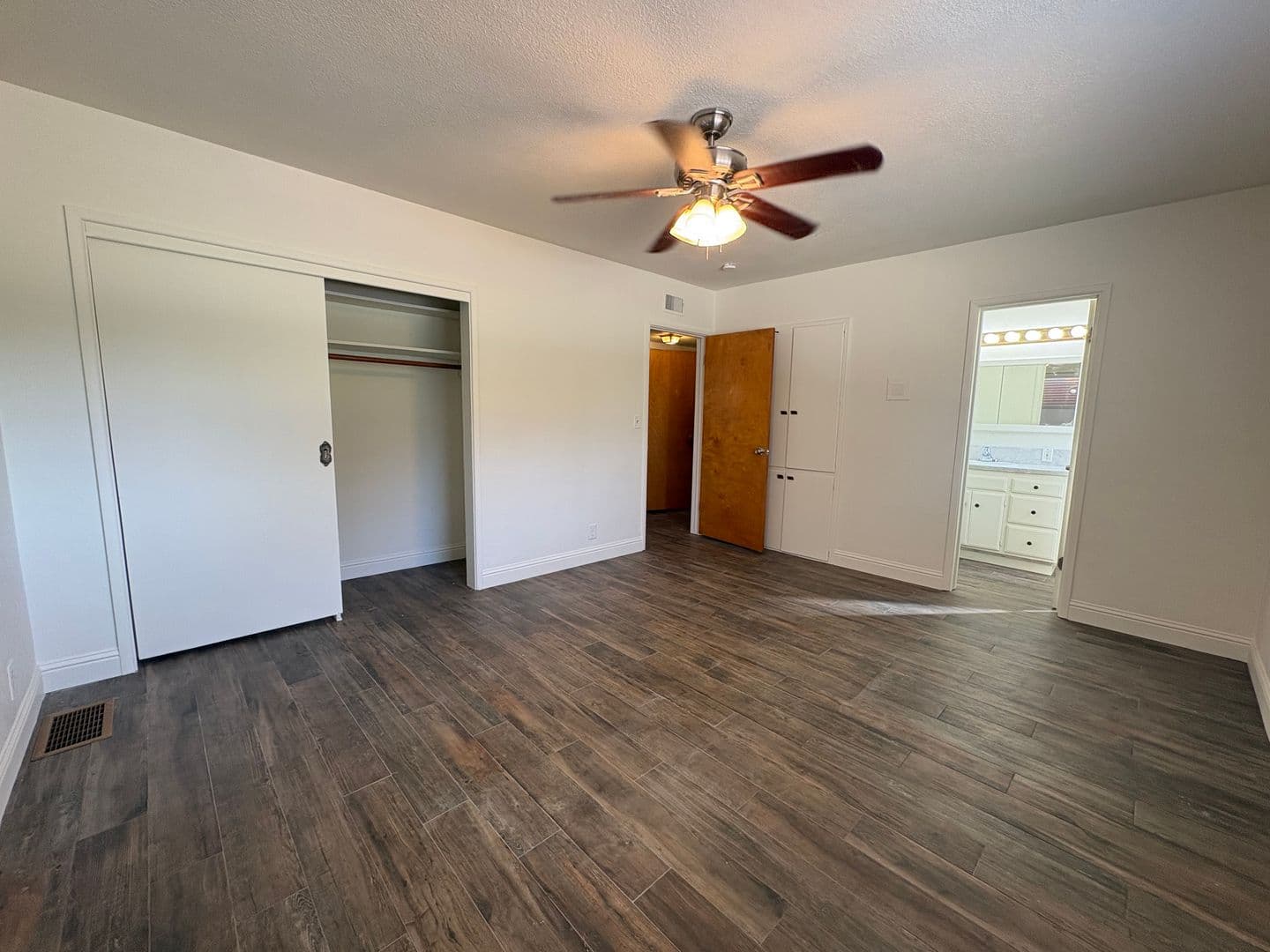 Dinuba House: 341 North Garden Dr
