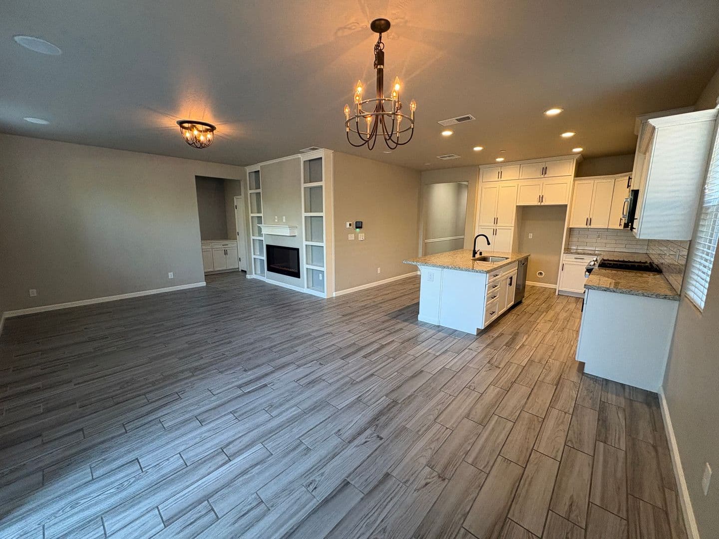 Clovis House: 3461 Alcove Way