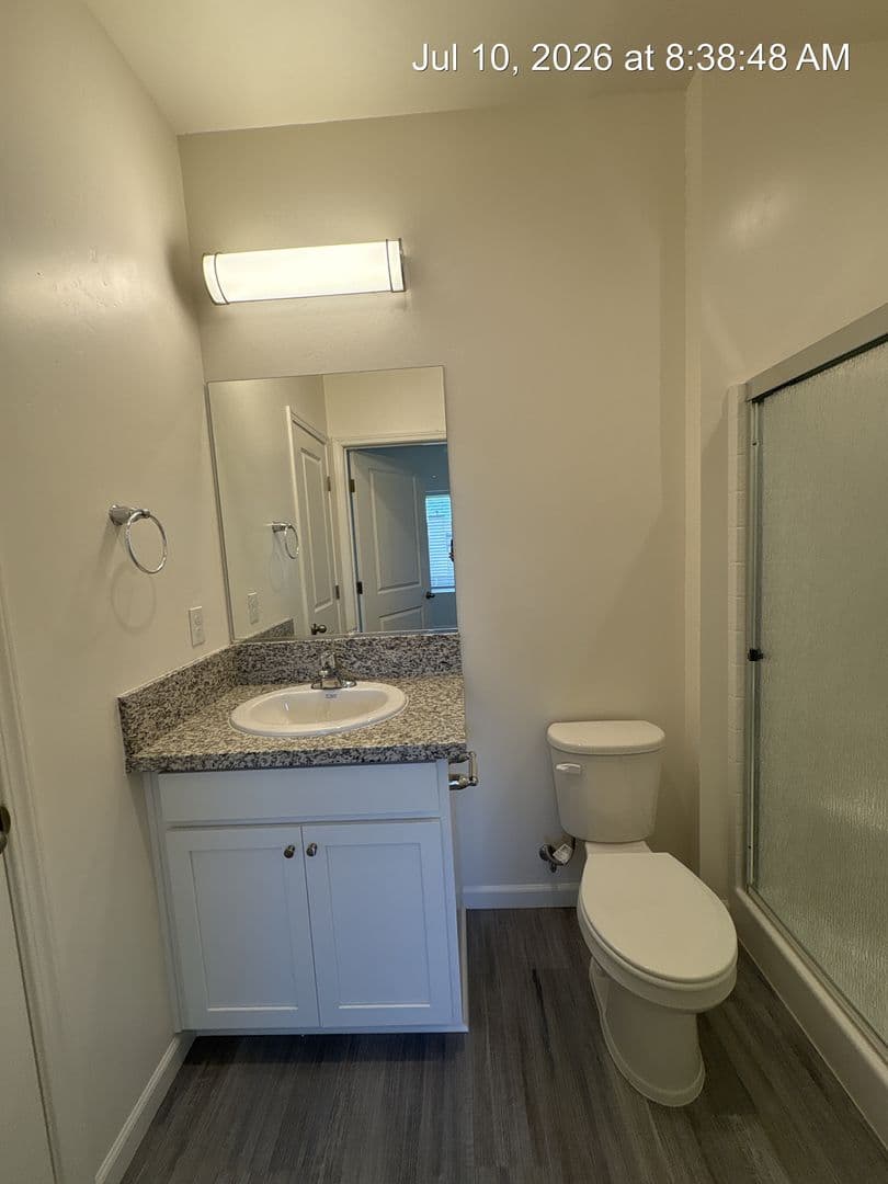 Visalia Apartment: 711-747 S Pinkham