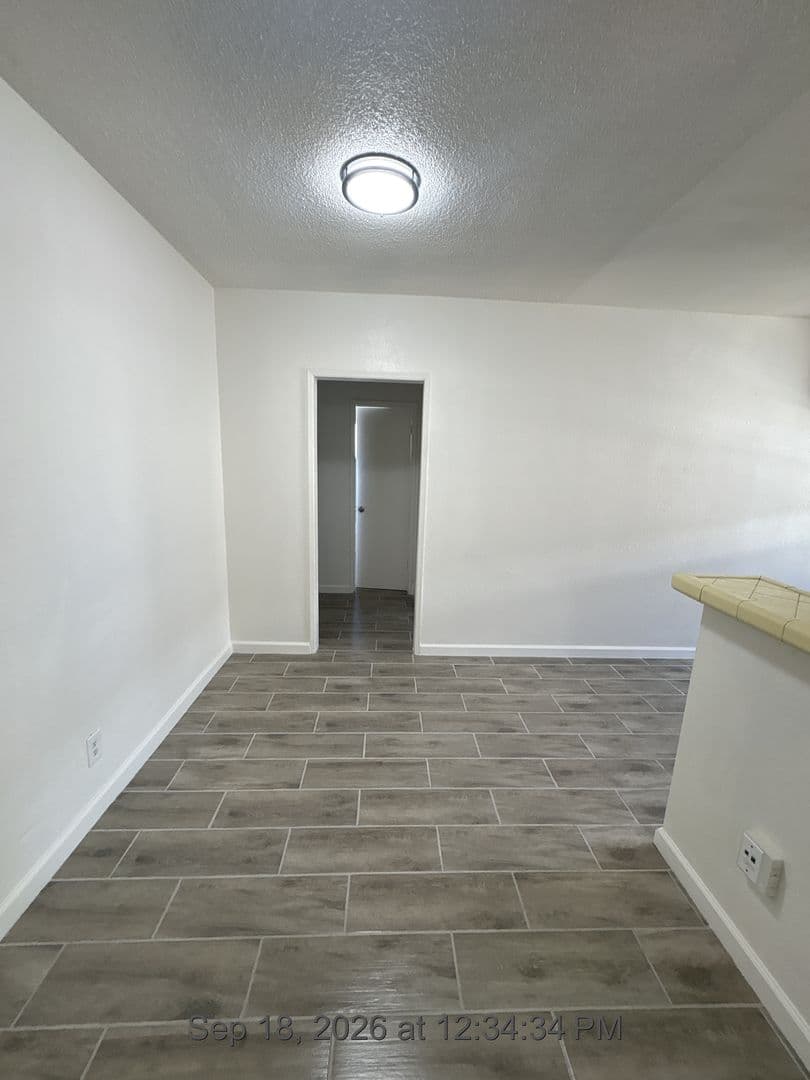 Hanford Apartment: 530-580 S. Richmond Ave