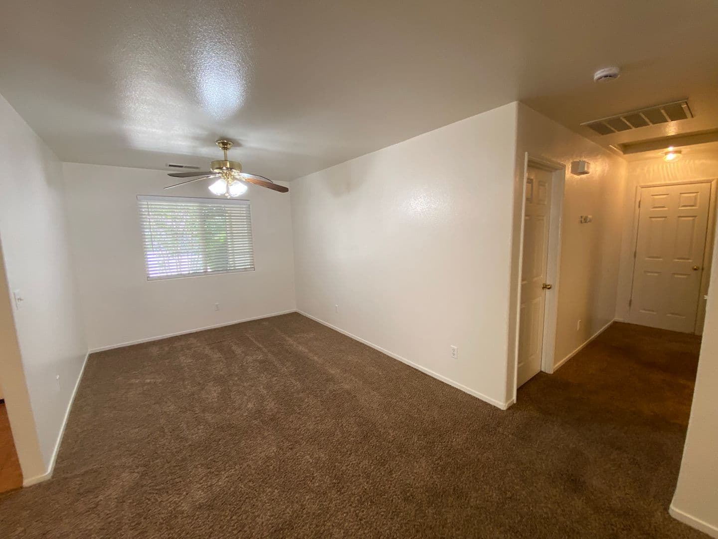 Visalia House: 3848 East Oak Avenue