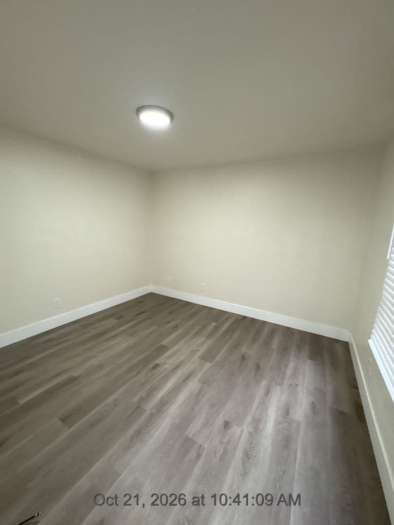 Visalia Apartment: 3521 W Campus Ave -5