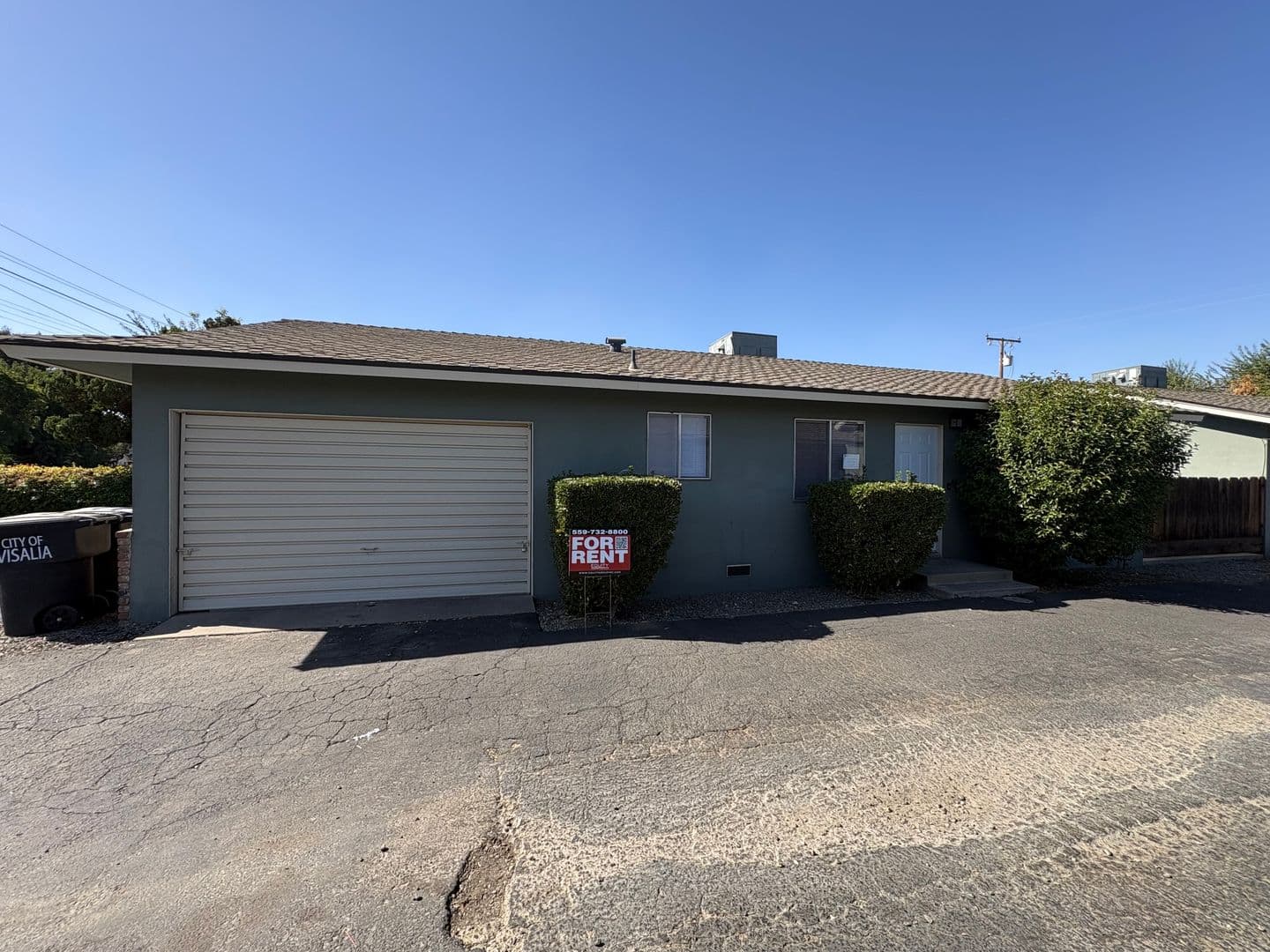 Visalia Apartment: 3108 West Walnut Ave #1-4